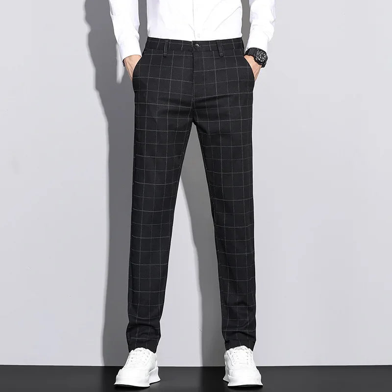 Pantalon homme à rayures look moderne