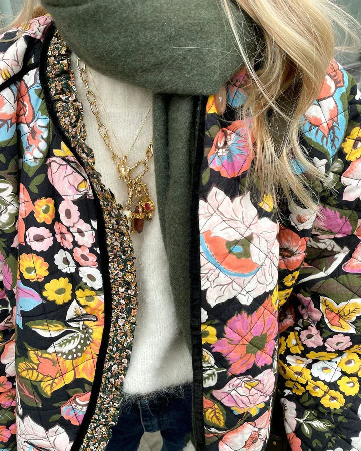 Stylische Damenjacke Elegant &amp; Exklusiv - IdealeKleiden