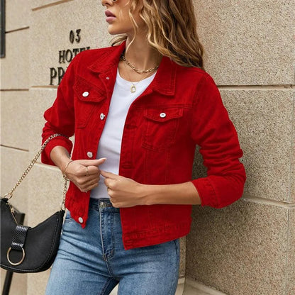 Veste en jean stylée et durable avec boutons et poches