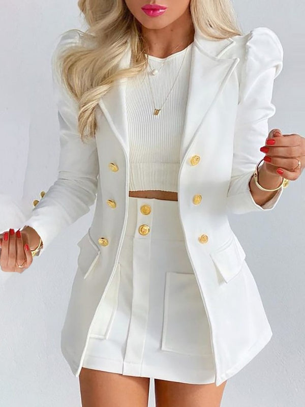 Ensemble blazer et jupe à carreaux chic pour femme