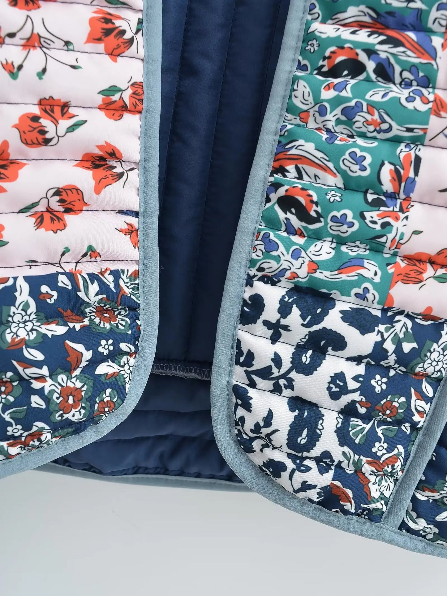 Stylischer Wintermantel Blumenprint Damen - IdealeKleiden