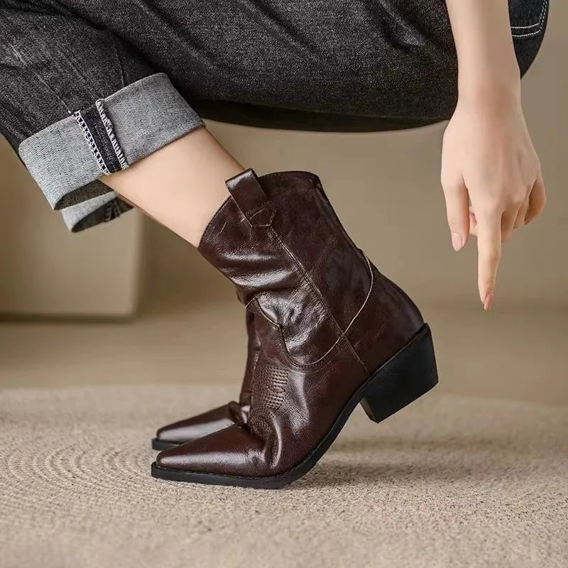 Bottines élégantes pour femmes à bout pointu