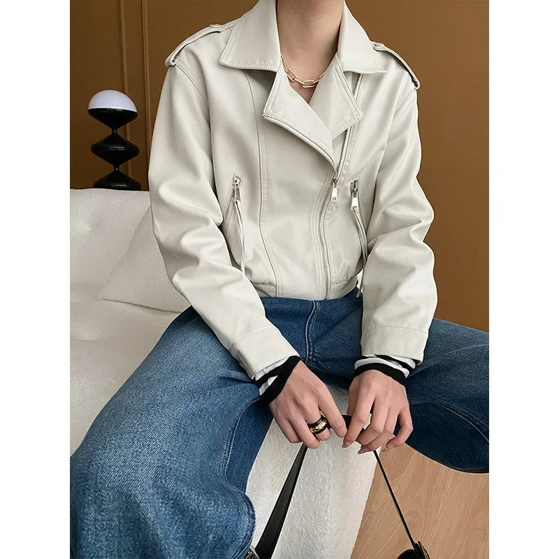 Veste élégante pour femme motif Heartbeats