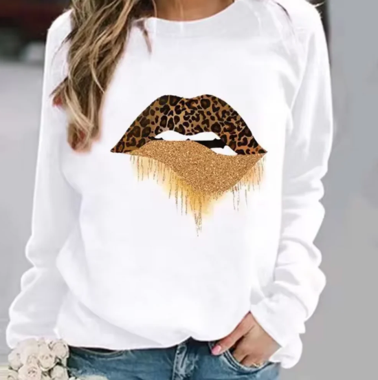 Pull en coton doux à motif lèvres