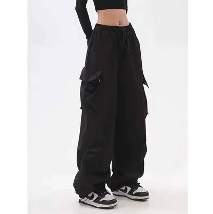 Pantalon cargo élégant rouge rubis pour femme