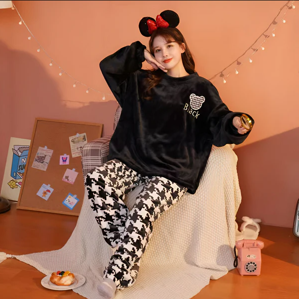 Ensemble de pyjama en polaire doux pour femme