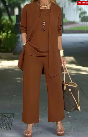 Ensemble tricoté pour femme : veste, pull et pantalon
