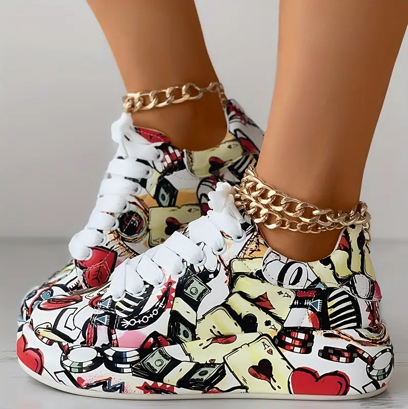 Baskets femme stylées design graffiti