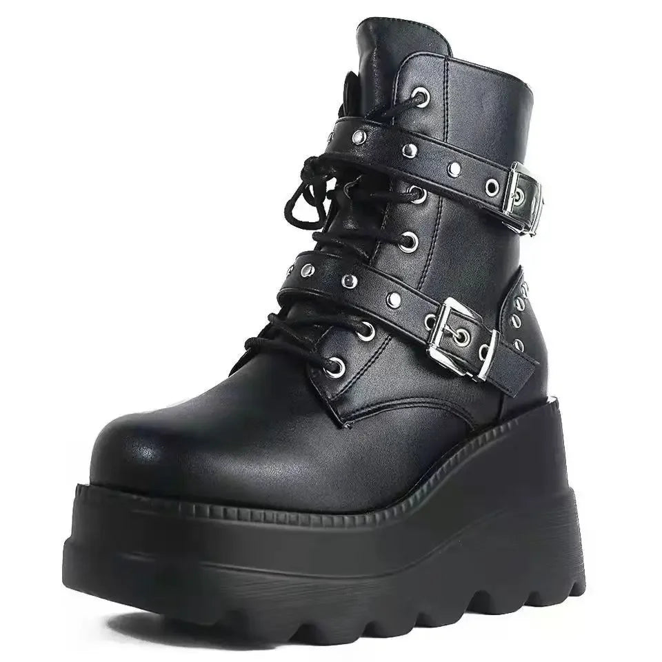 Bottes gothiques Élégance noire élégante