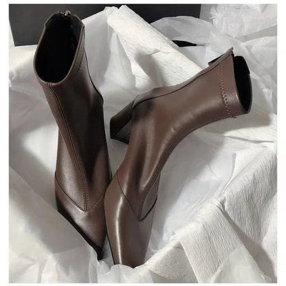 Bottes élégantes pour femmes à talons hauts et bouts carrés