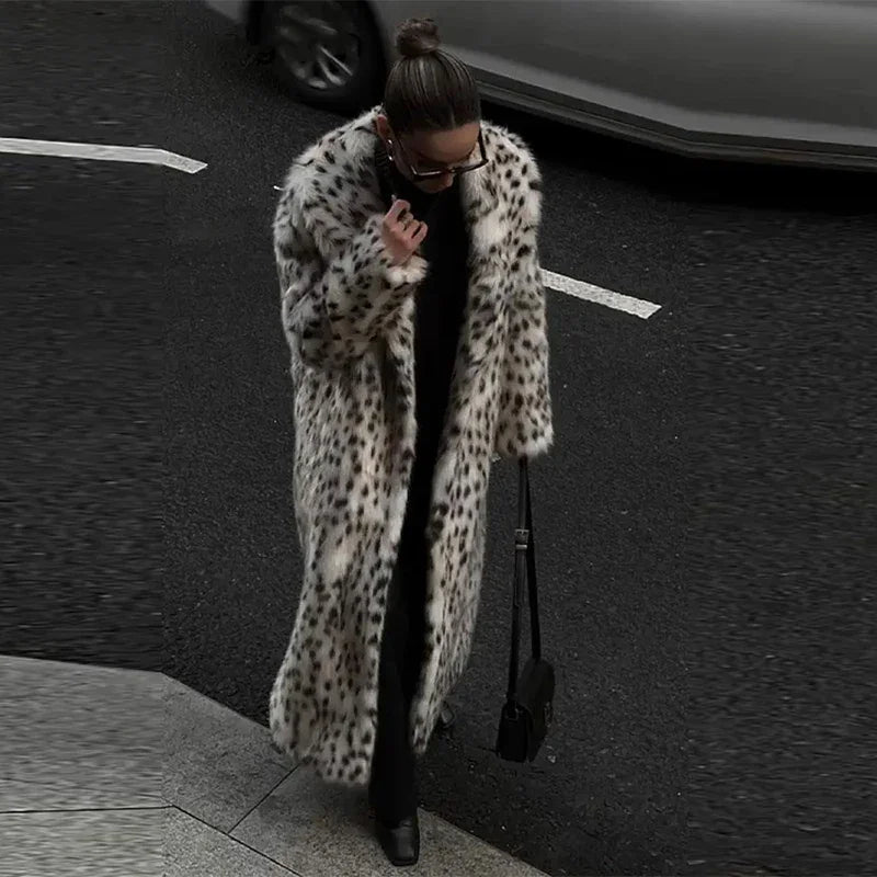 Trench-coat stylé pour femme avec de superbes imprimés