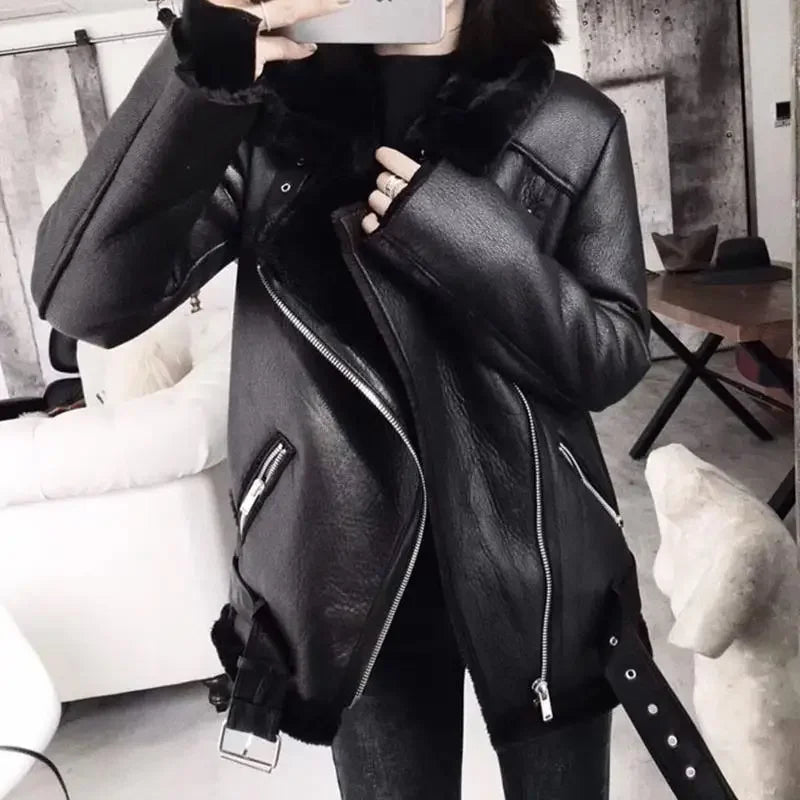 Manteau d'hiver élégant pour femme moderne et confortable