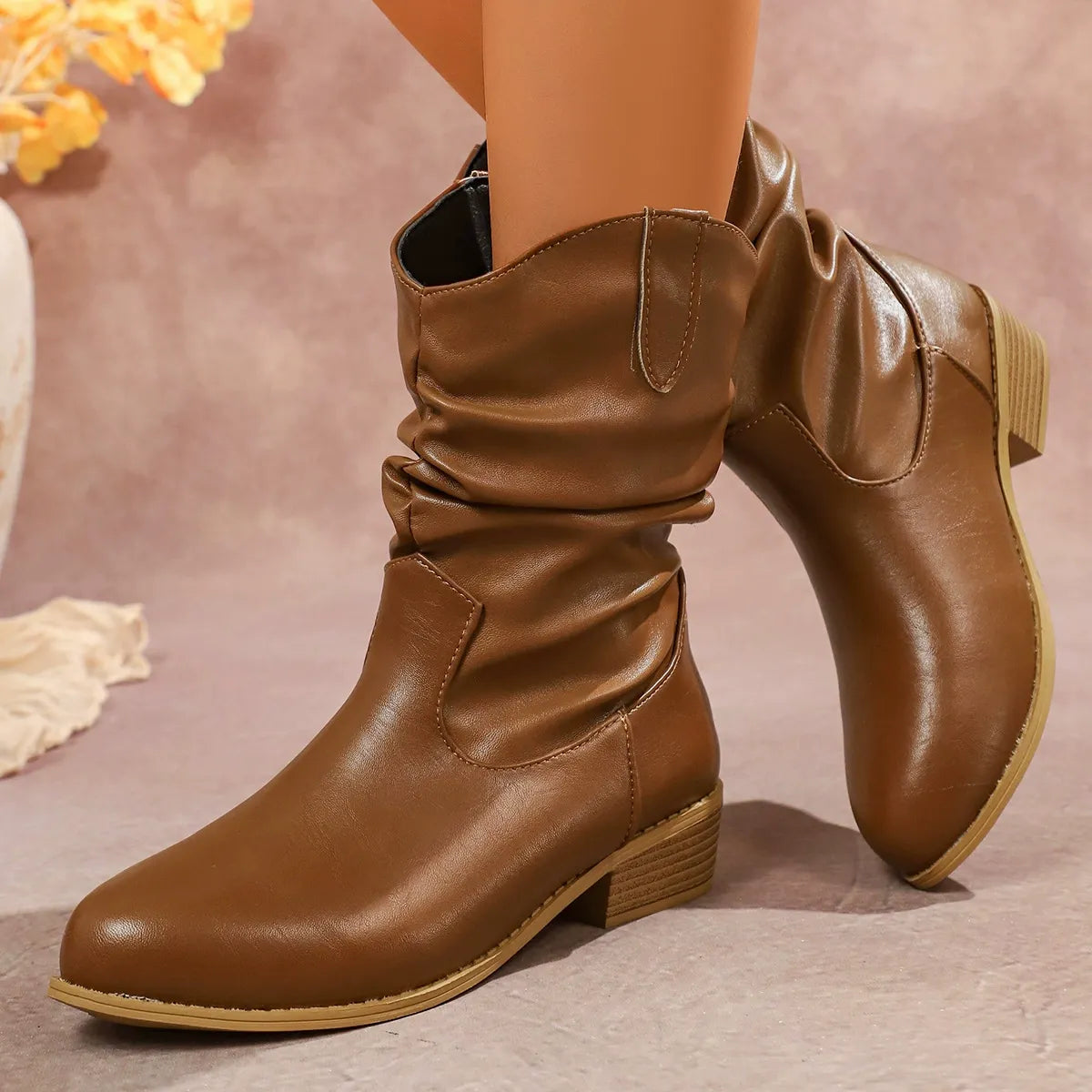Modische Damenstiefel Schmal und Bequem - IdealeKleiden