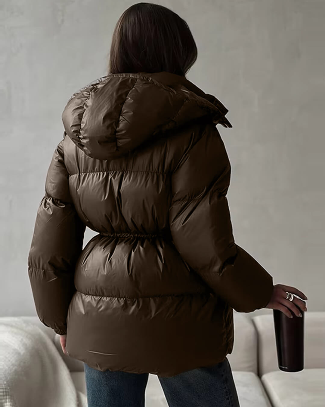 Doudoune matelassée hiver pour femme avec cordon de serrage et aspect brillant