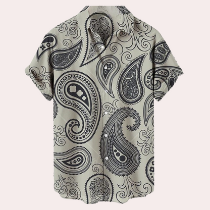 Chemise d'été à manches courtes et design décontracté