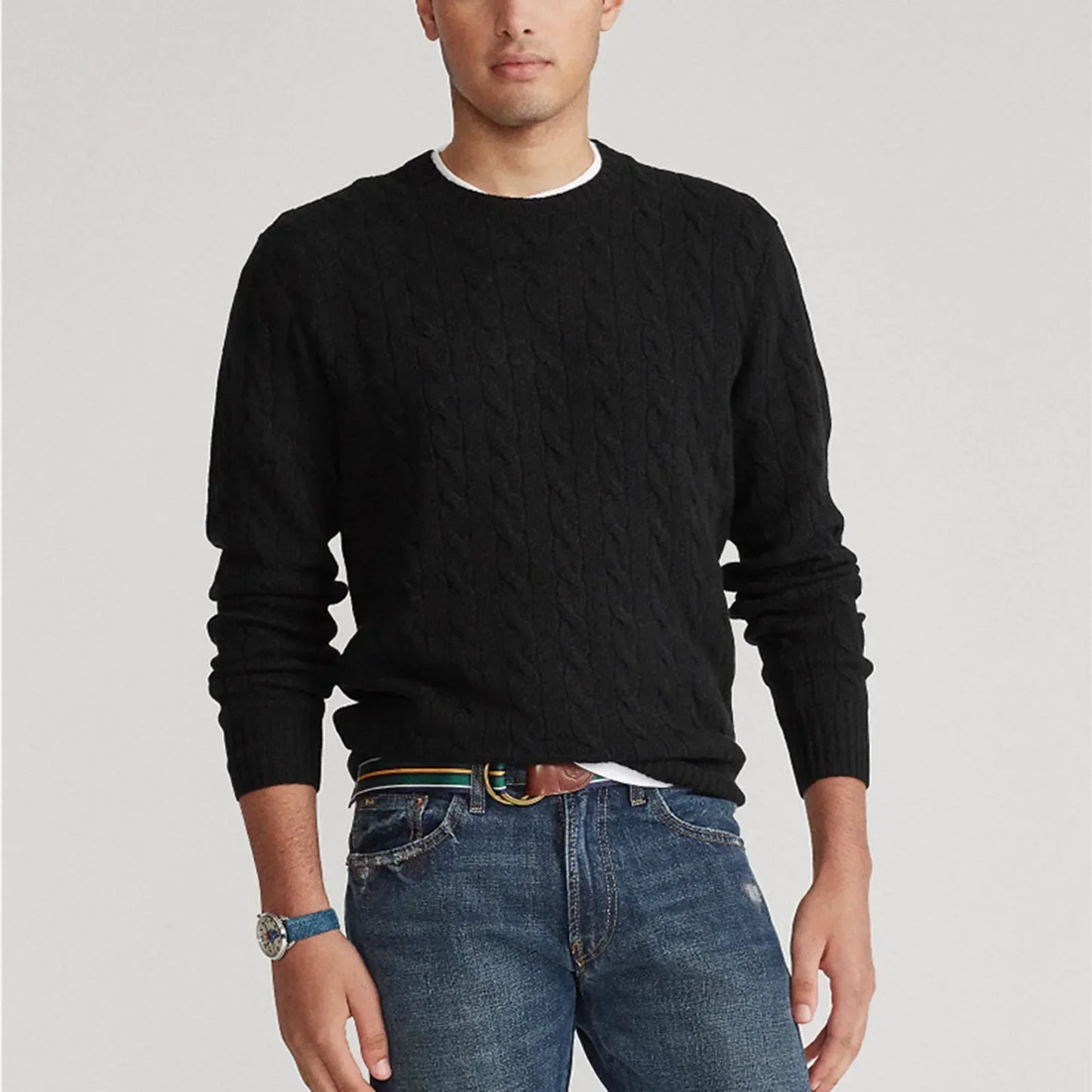 Pull torsadé à col rond pour homme