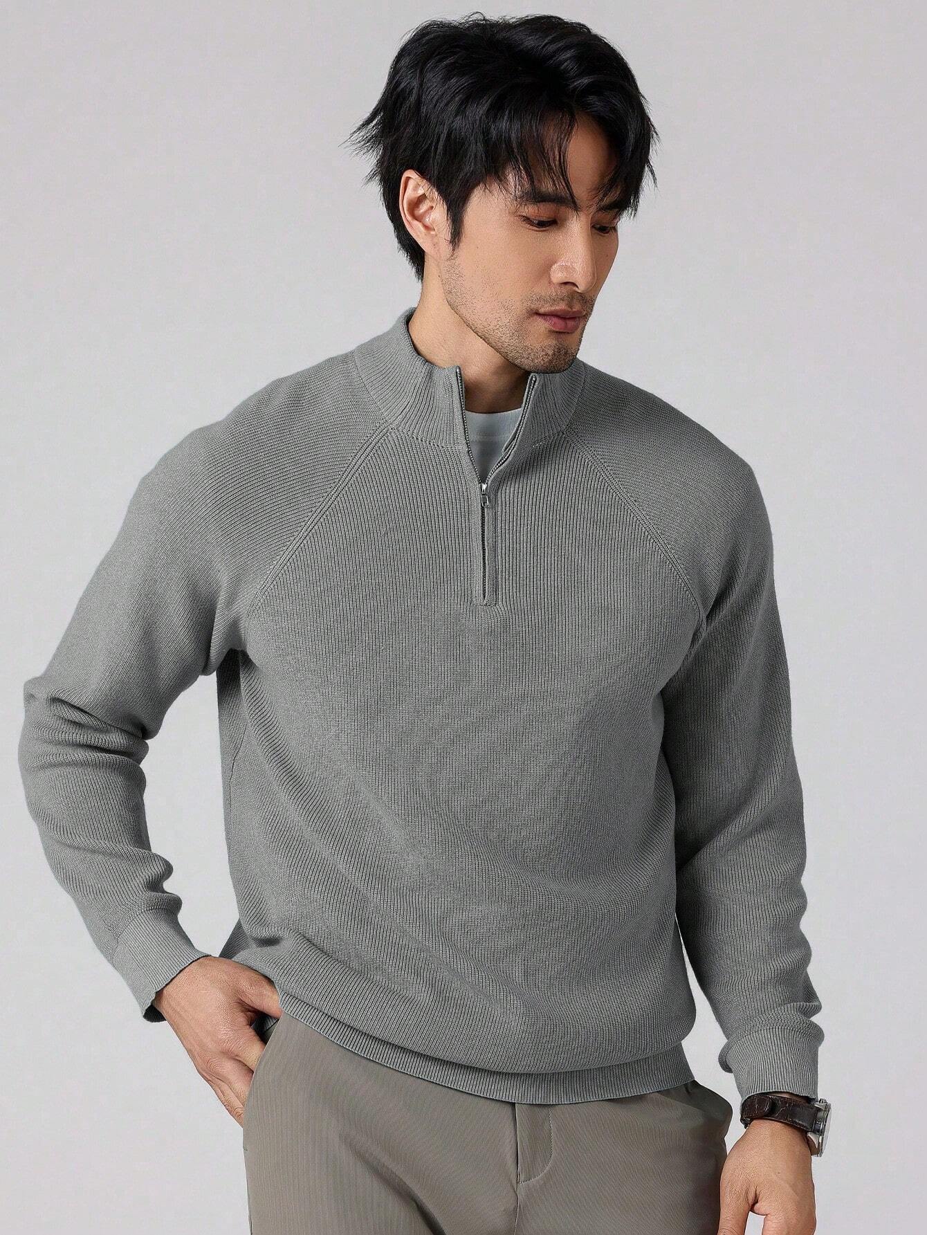 Pull zippé homme moderne et pratique