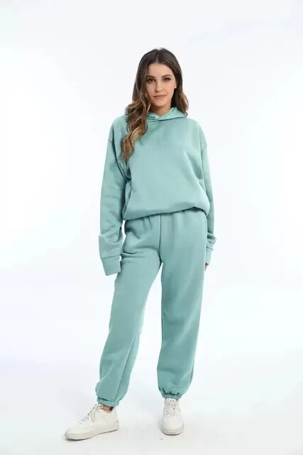 Ensemble de survêtement moderne et confortable pour femme