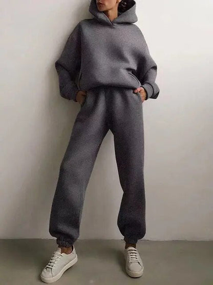 Ensemble de survêtement moderne et confortable pour femme