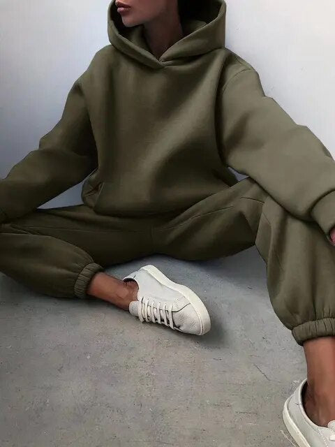 Ensemble de survêtement moderne et confortable pour femme