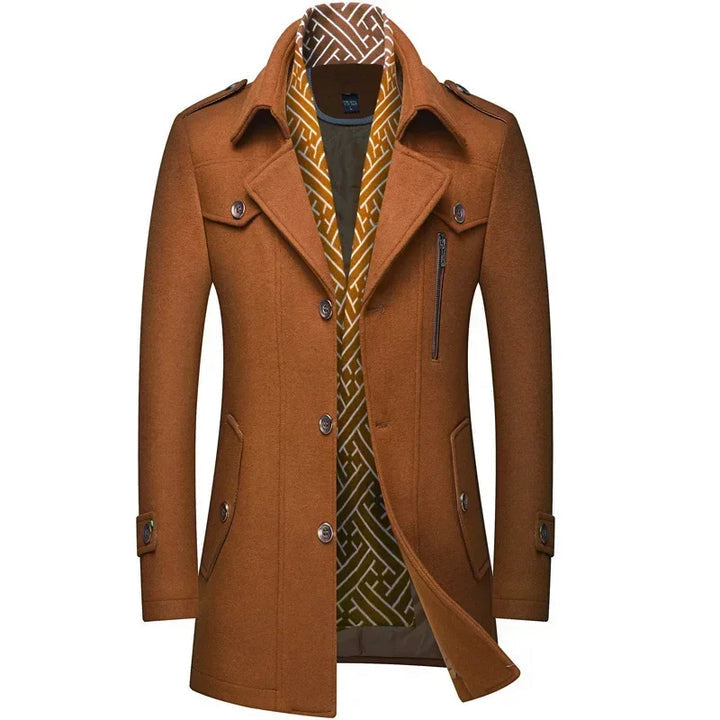 Veste d'hiver homme élégante isolée