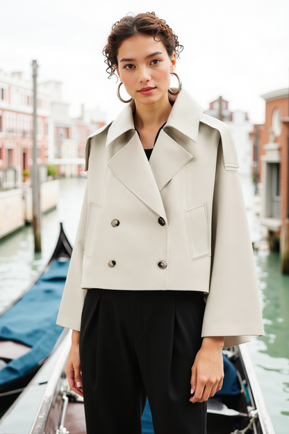 Trench-coat court femme classique élégant