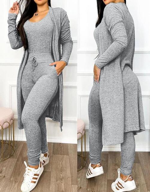 Combinaison moulante avec veste pour femme