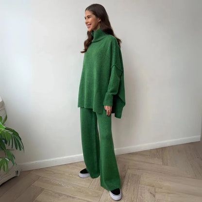 Ensemble loungewear oversize avec pull à col roulé et jogging