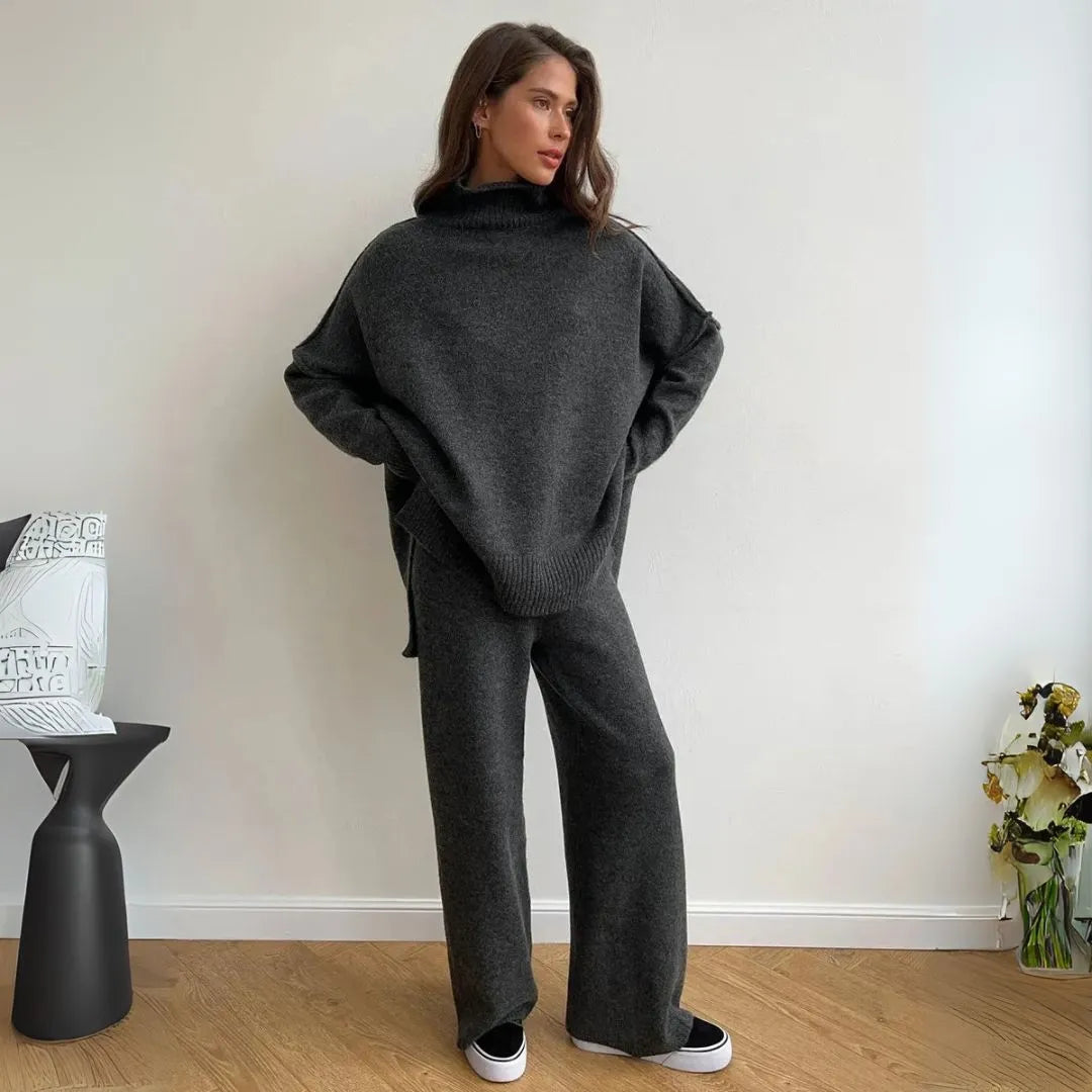 Ensemble loungewear oversize avec pull à col roulé et jogging