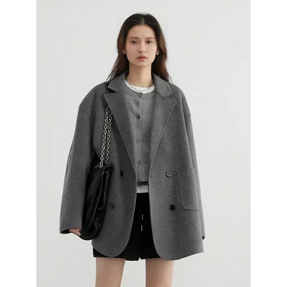 Élégant manteau en laine pour femme qualité luxe
