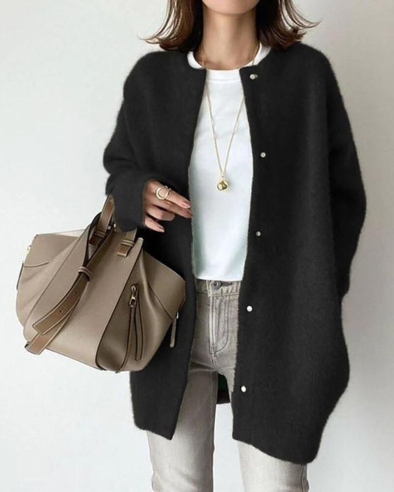 Cardigan grande taille doux confortable boutonné sur le devant