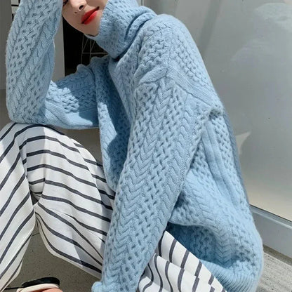 Pull tricoté doux et motif pour femme