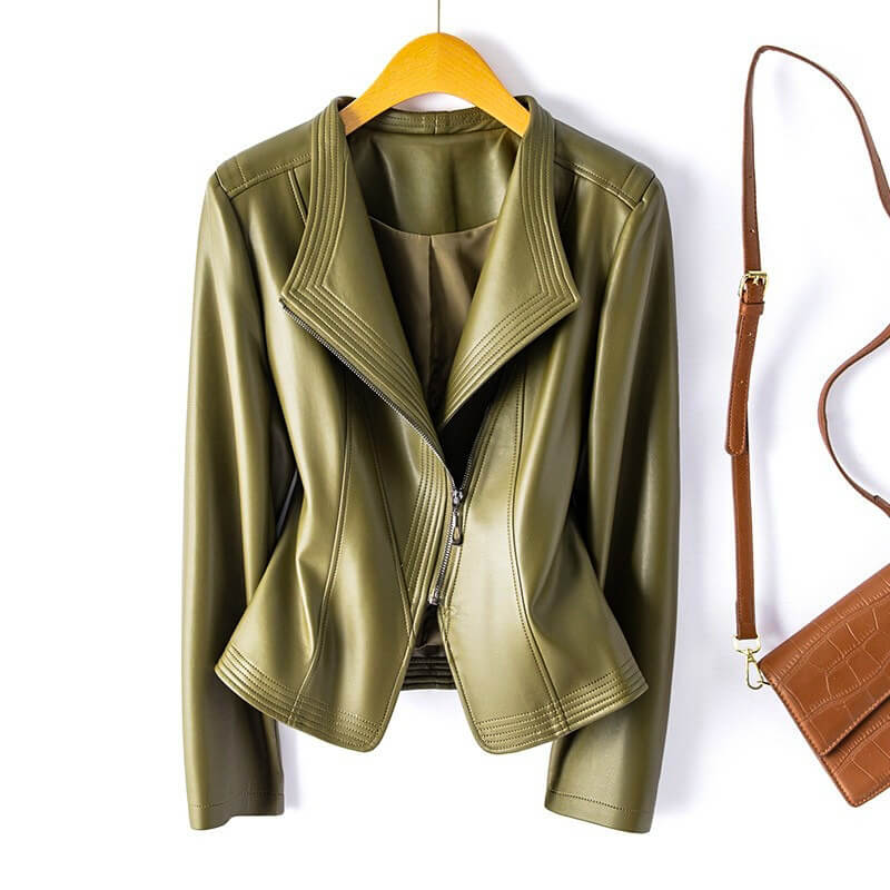 Veste en cuir femme stylée asymétrique
