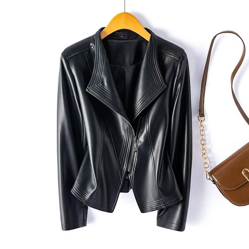 Veste en cuir femme stylée asymétrique