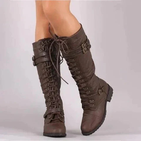 Bottes rétro à bout pointu