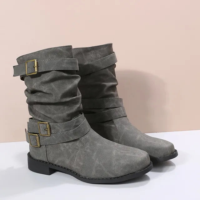 Bottes élégantes hauteur genou style rétro