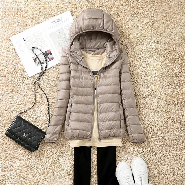 Doudoune chaude, capuche, fermeture éclair, imperméable