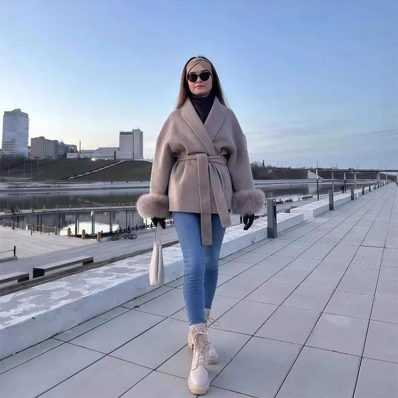 Manteau en laine pour femme moderne et élégant