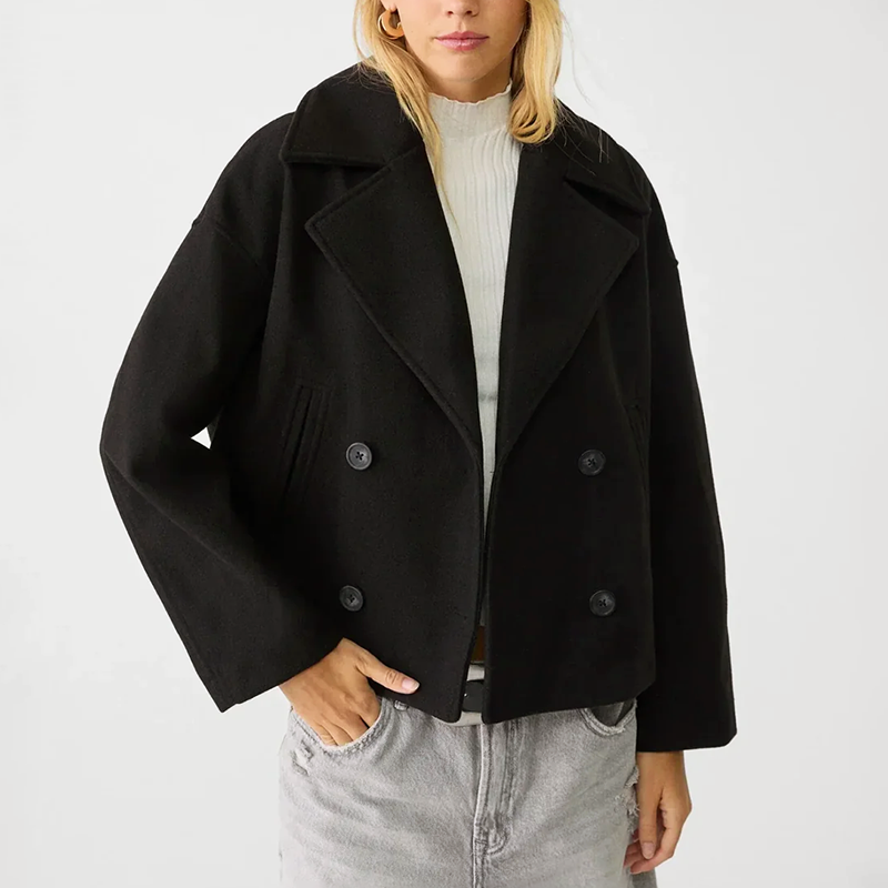 Manteau court doublé col revers moderne