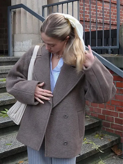 Manteau oversize en mélange de laine à épaules tombantes moderne