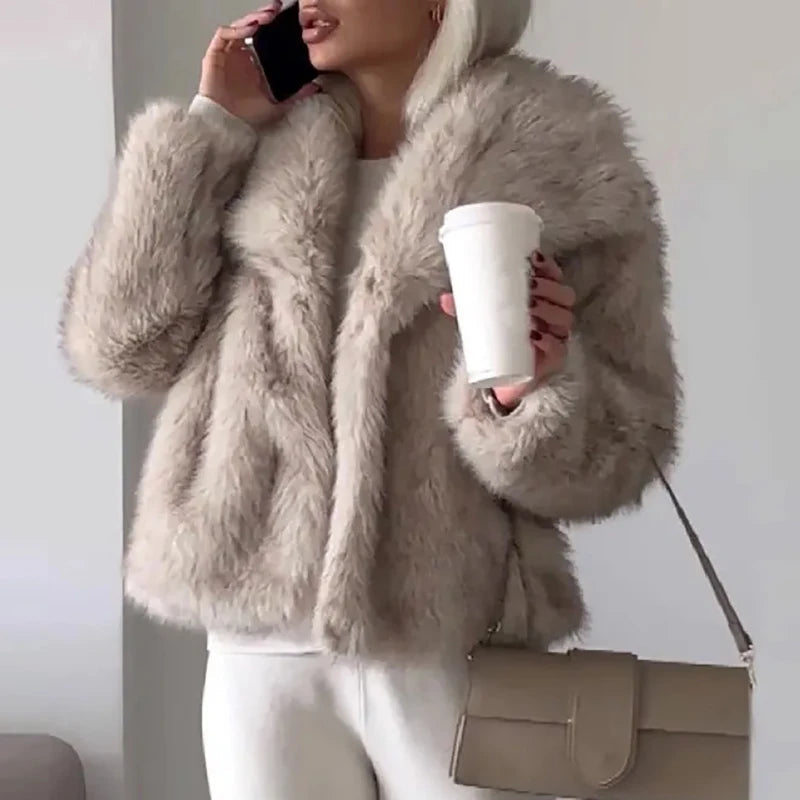 Veste en fausse fourrure élégante pour femme - Manteau d'hiver léger au design raffiné
