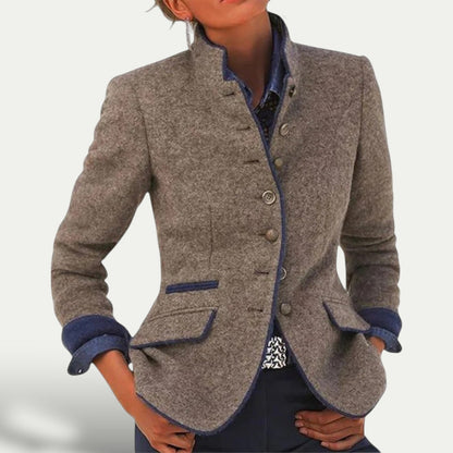 Blazer court et élégant avec col montant – Design décontracté et chic