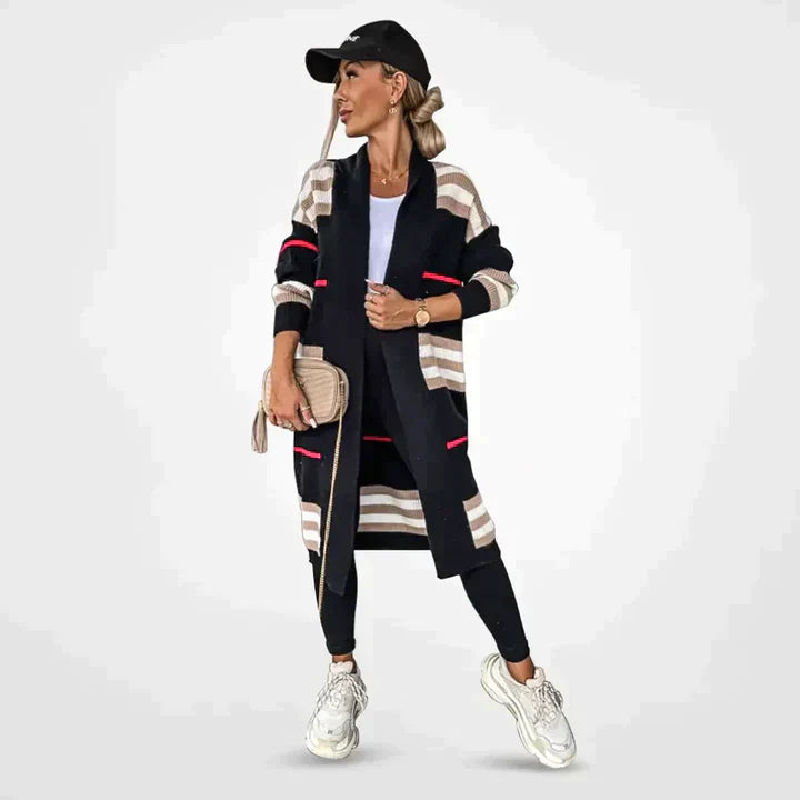 Cardigan long élégant en maille à rayures