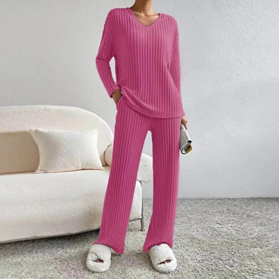 Ensemble loungewear confortable en coton, col en V