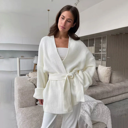 Cardigan tendance avec ceinture et motif côtelé