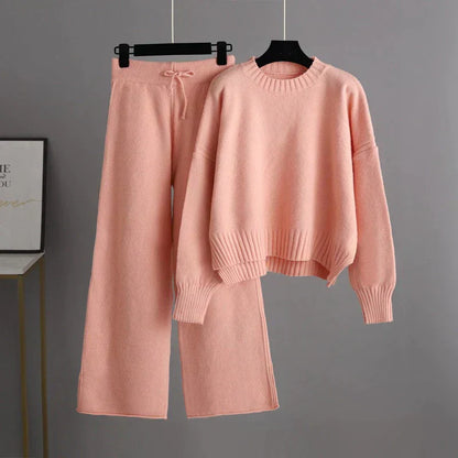 Robe élégante en tricot avec fermeture à cordon
