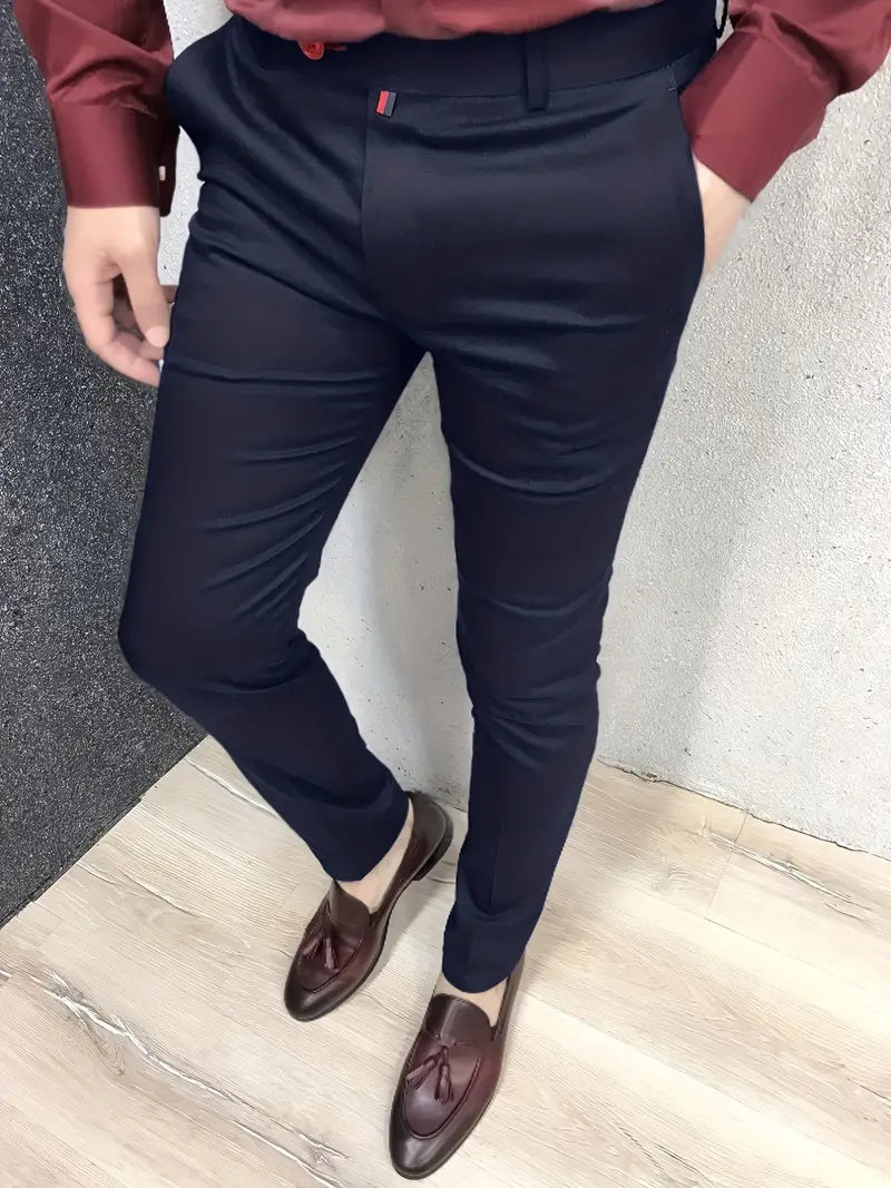 Pantalon de costume slim homme élégant