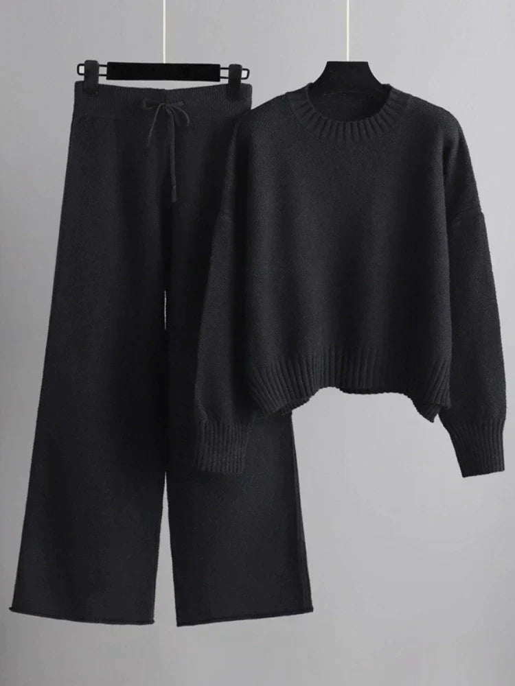 Robe élégante en tricot avec fermeture à cordon