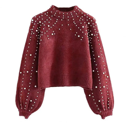 Haut tricoté doux femme moderne