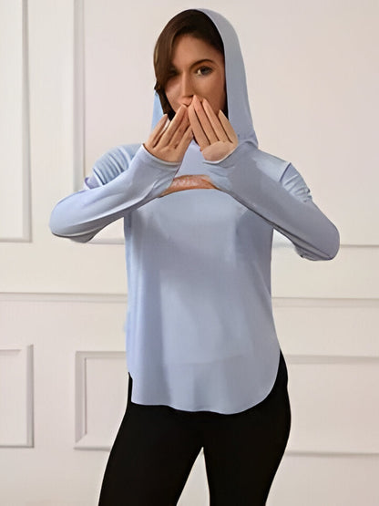 Haut de protection solaire léger à capuche pour femme